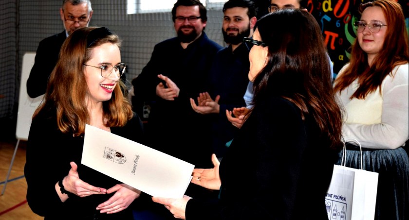 Joanna Machnacka najlepsza w konkursie matematycznym - na podium też Szymon Borkowski i Sebastian Skura