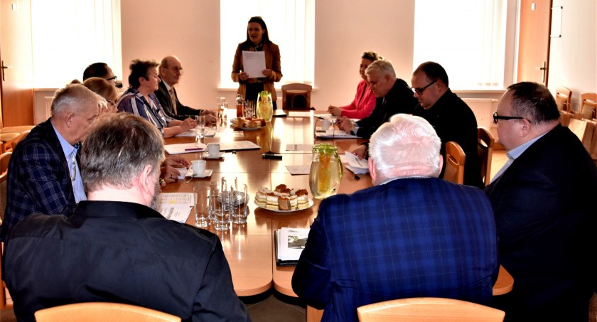 Nowa kadencja rady rynku pracy 