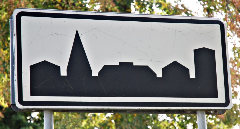 Pędziła w zabudowanym 138 km/h