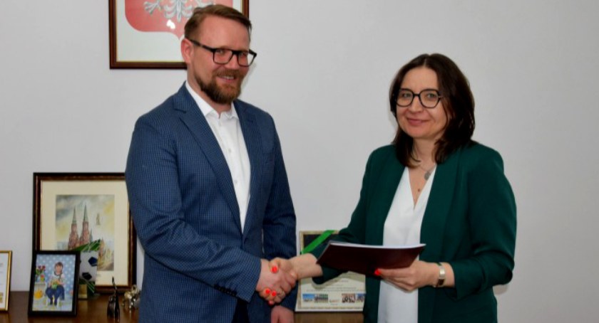 Pięć zaprojektują - przebudowa dróg w gminie Naruszewo