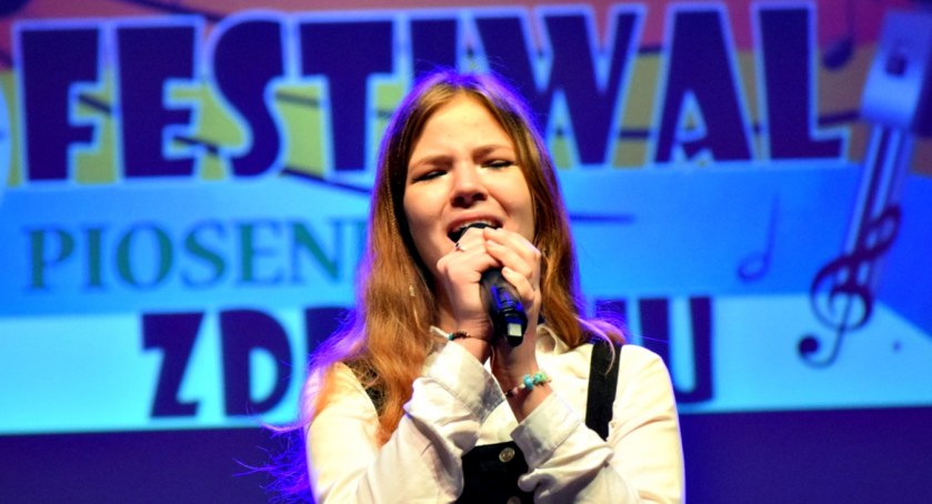 „Czego chce ten los” Kingi Kajtaniak z główną nagrodą wojewódzkiego Festiwalu Piosenki o Zdrowiu