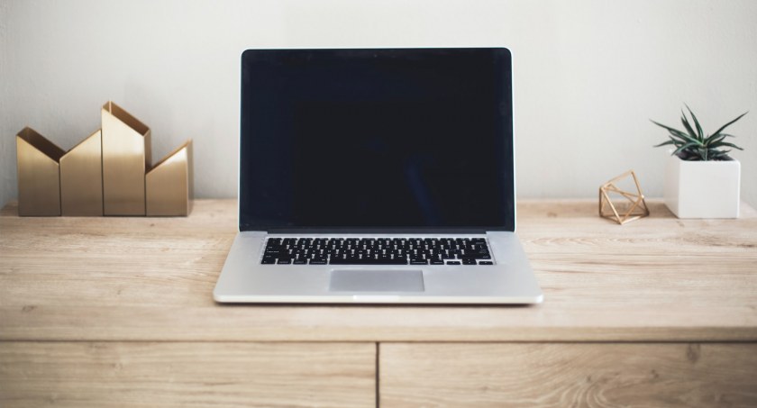 Komputery i technologia są integralną częścią naszego codziennego życia