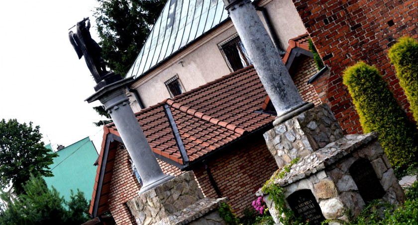 Kościoły, kapliczki, mogiły i nie tylko - dotacje na zabytki rozdysponowane