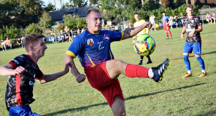Drugie B-klasowe derby dla Orląt - teraz w trzecich baboszewianie zagrają w Płońsku