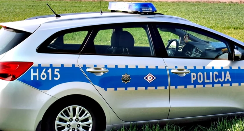 Pod pretekstem zbiórki odzieży - ofiarą oszustek 88-latek z gminy Baboszewo