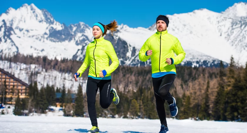Zimowy must-have – jaka kurtka dla niej i dla niego?