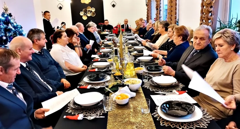 Świąteczne spotkanie Stowarzyszenia Na Rzecz Gminy Dzierzążnia