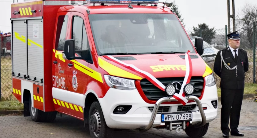 Mercedes w szeregach OSP Nowe Wrońska