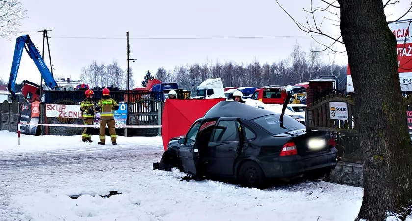 W wypadku w Skarżynie zginął pasażer opla