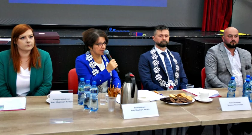 Ruszają nowe kadencje władz - pierwsza sesja w Raciążu