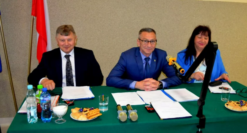 Ruszają nowe kadencje władz - pierwsza sesja w gminie Płońsk