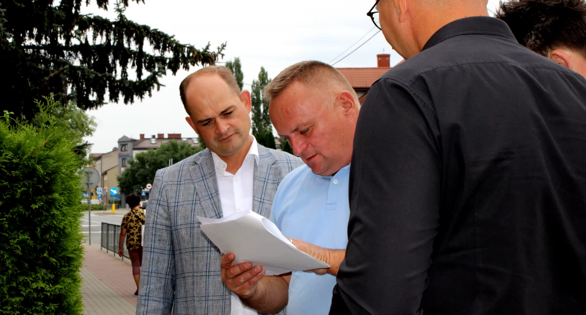 Ponad 2 tysiące nowych roślin przy szkołach średnich