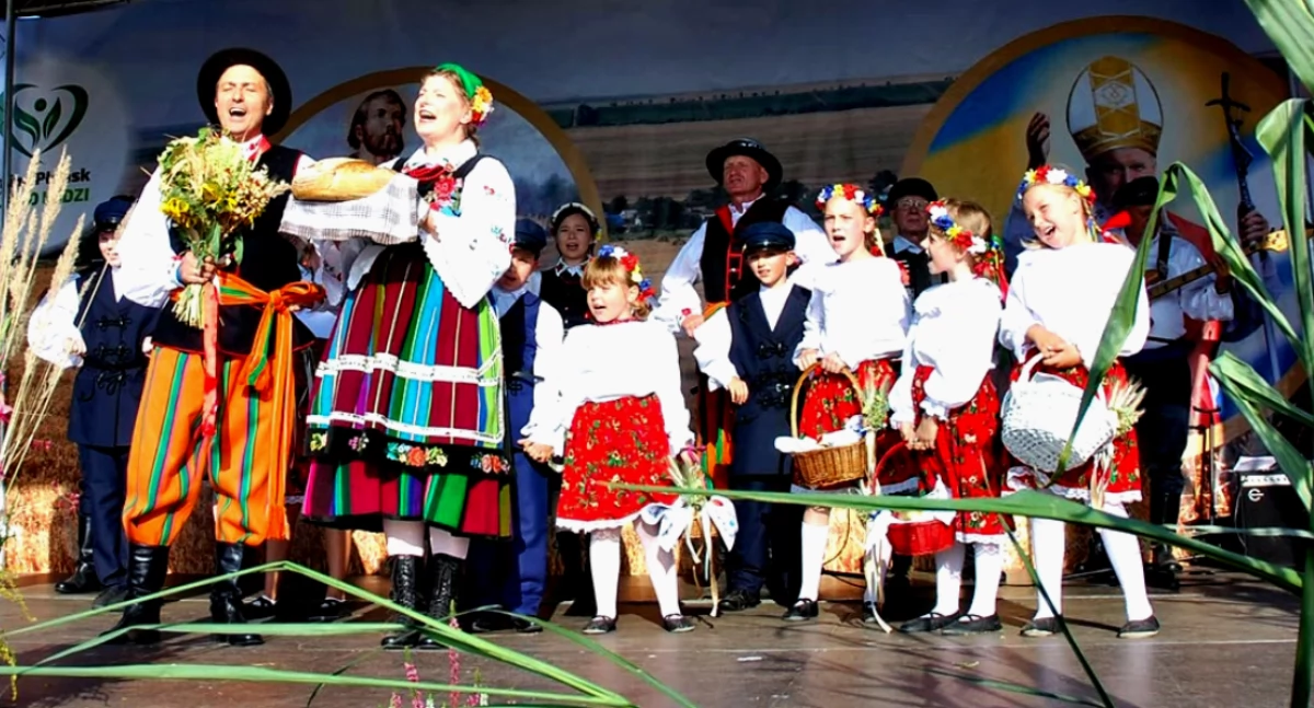 Uroczyście - i z zabawą - w Jeżewie
