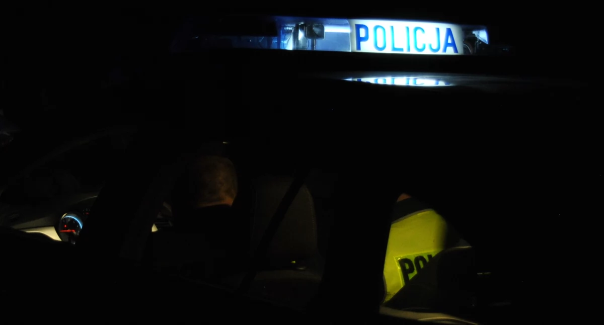 Wieczorny wężyk oplem z blisko 2 promilami i z... dwoma zakazami