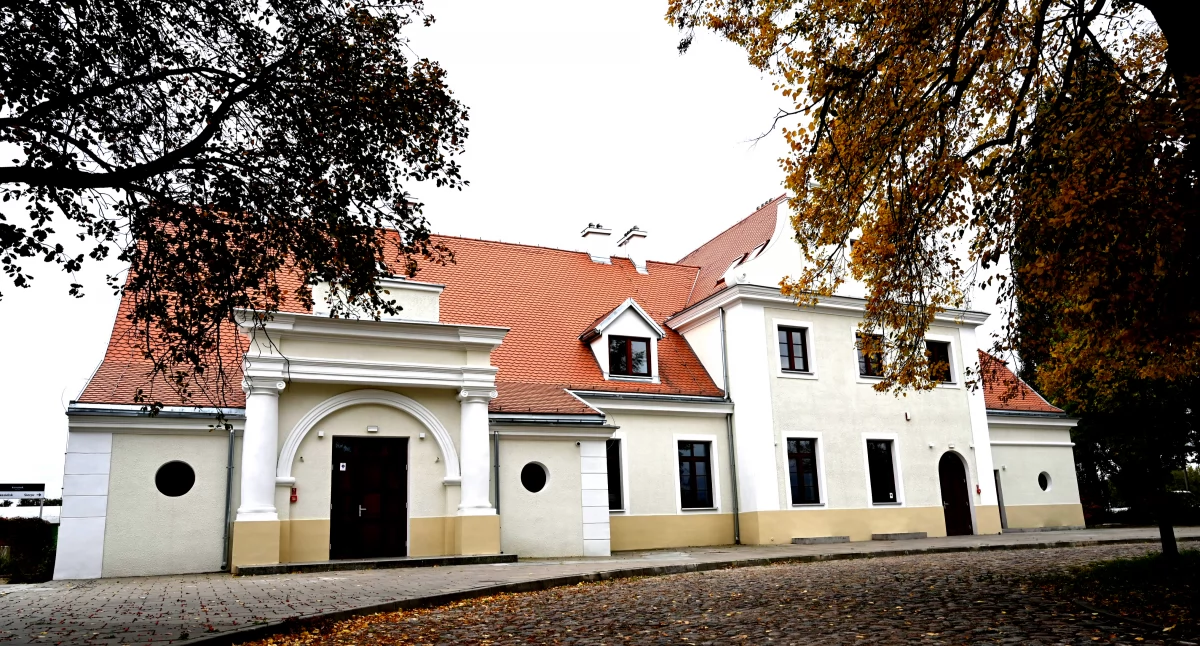 Duża kasa na stałą ekspozycję w Muzeum Ziemi Płońskiej