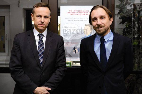Zmiany dla vatowców - pomoc płońskiej skarbówki