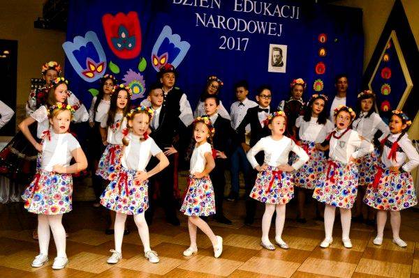 Dzień Edukacji Narodowej - uroczystości w Płońsku i Załuskach