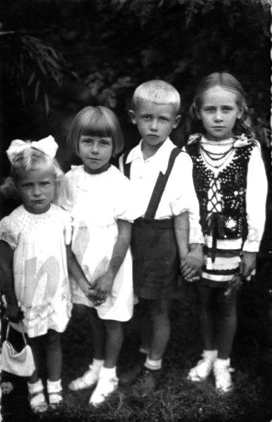 Odwiedza Płońsk, bo tu jej ojcowizna i groby przodków