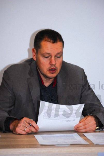 O Korei, premiach i środkach lokomocji