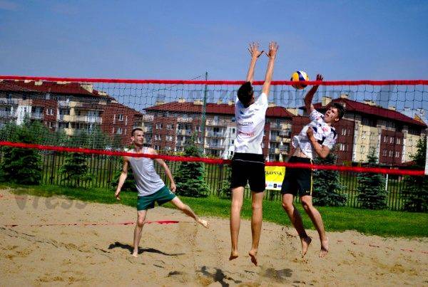 Turniej siatkówki plażowej