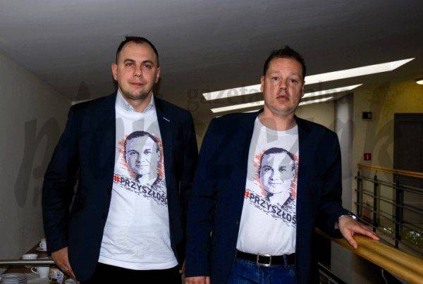 Koszulkowe śledztwo
