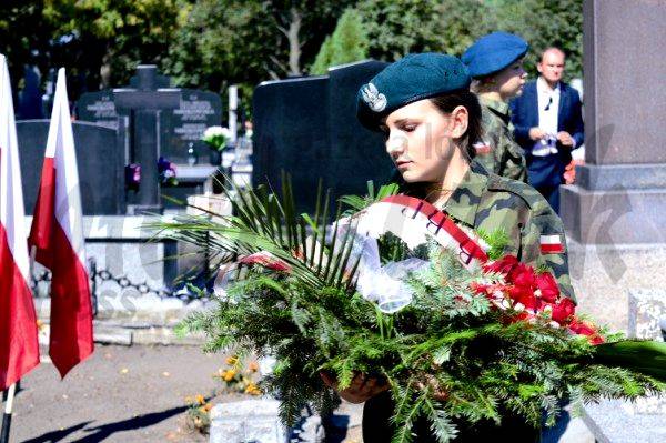 Pamięci tych, co walczyli i ginęli