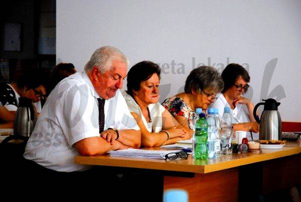 Studium uchwalone