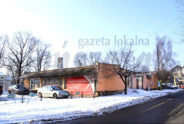 Kupią pawilony?