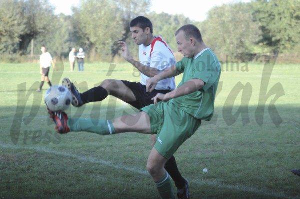 Gladiator wypunktowany przez lidera w derby