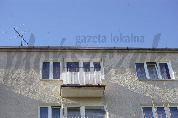 Wyskoczyła z IV piętra