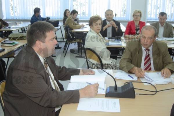 Co z budynkiem byłego ośrodka zdrowia w Załuskach?