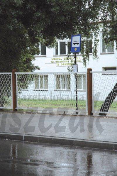 Przystanek pod chmurką
