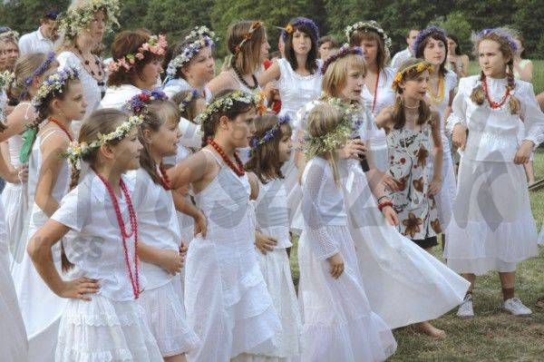 Kilka okazjonalnych imprez i początek cyklu festynów nad zalewem w Nowym Mieście