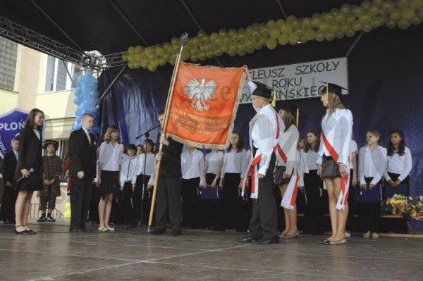 Uroczysty festyn w Szkole Podstawowej nr 3 w Płoński