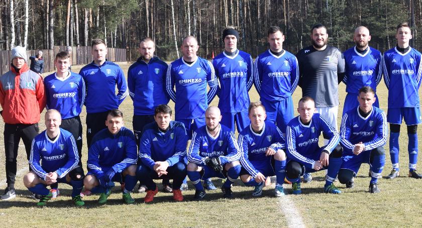 Wkra zwycięska na inaugurację