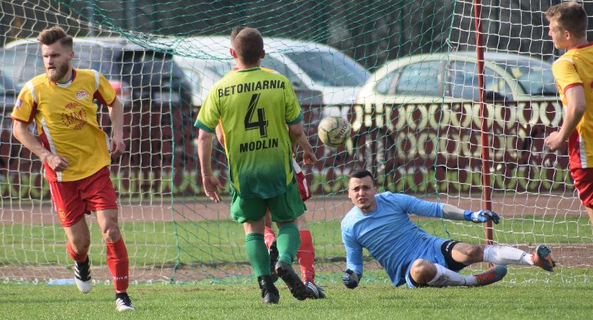 A klasa: zwycięski PAF, przegrane Korony i Jutrzenki