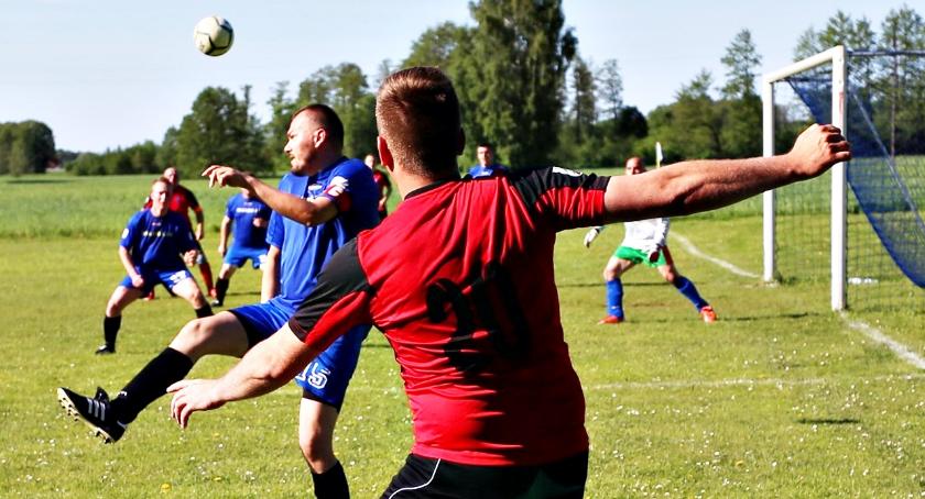 Piękny finał piłkarskiego weekendu - Gladiator pierwszy raz wiosną zwycięski!