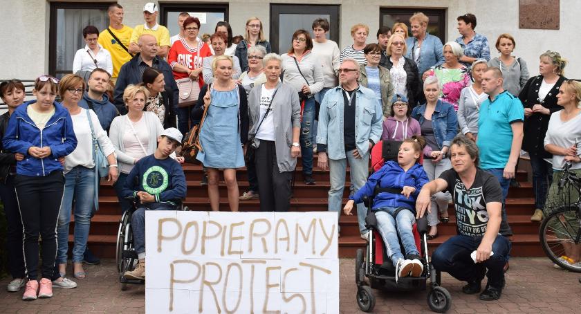 Płońskie poparcie dla protestujących w Sejmie