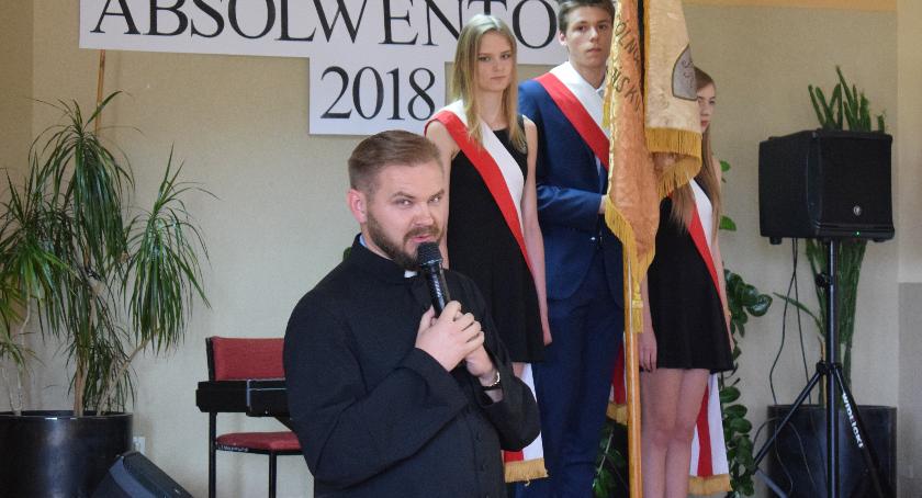 Zmiany wikariuszy w pięciu naszych parafiach