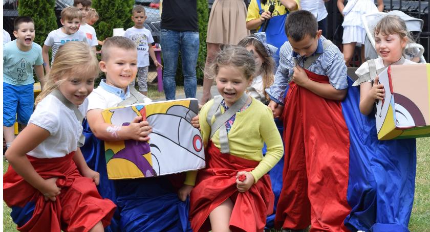 Świnka Pepa, Śnieżka, Dorotka i Indianka w Akademii ABCD