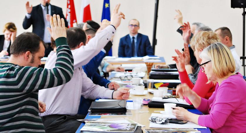 Uchwały o wynagrodzeniu wójta nie podjęto
