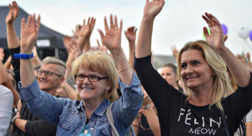 Najpierw uroczystość dożynkowa, potem zabawa z gwiazdami