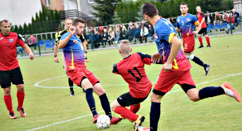 Orlęta wygrywają derby, ale Gladiator też zasłużył na brawa