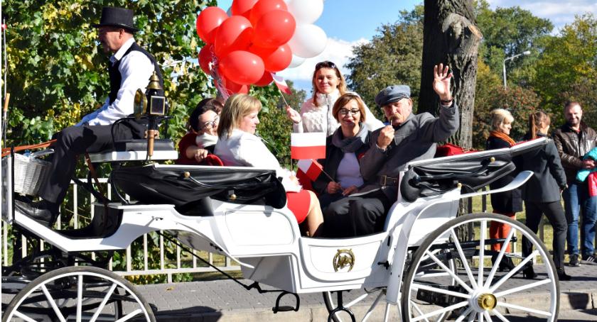 Biało-czerwona parada na ulicach Płońska