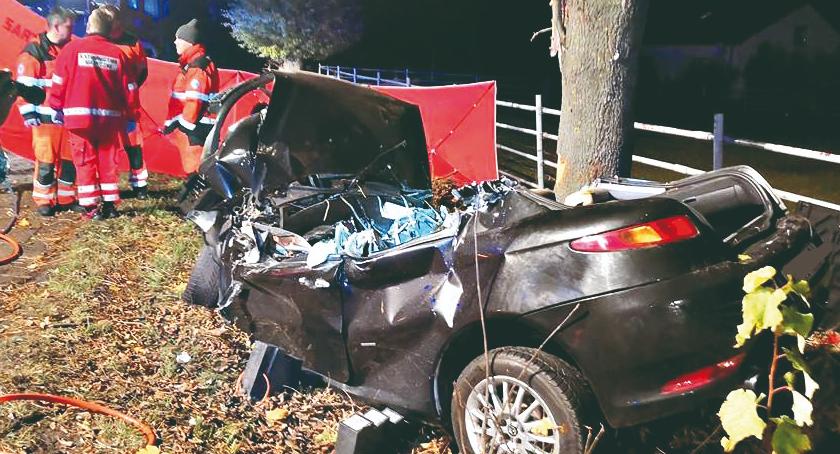 Kolejny koszmarny wypadek - zginęły dwie osoby