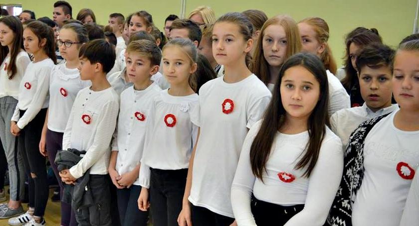 Świętowanie niepodległości - SP 3 Płońsk
