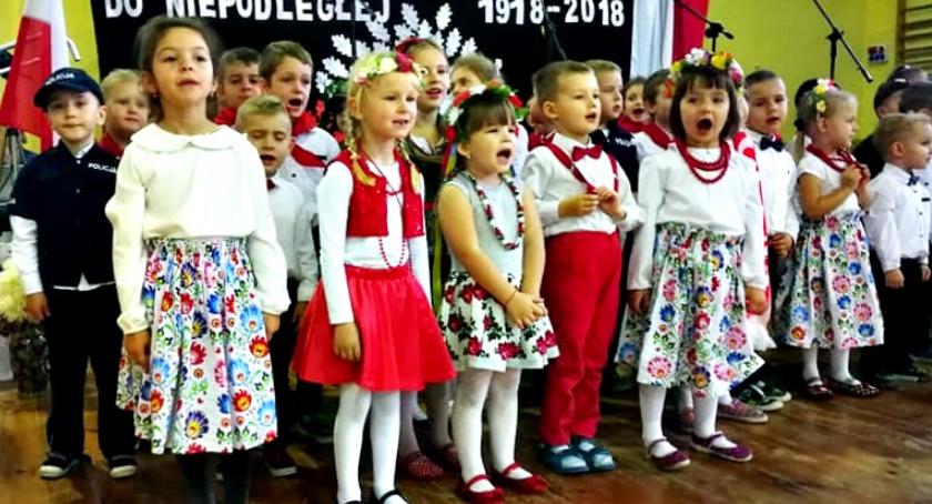 Świętowanie niepodległości - SP Gralewo