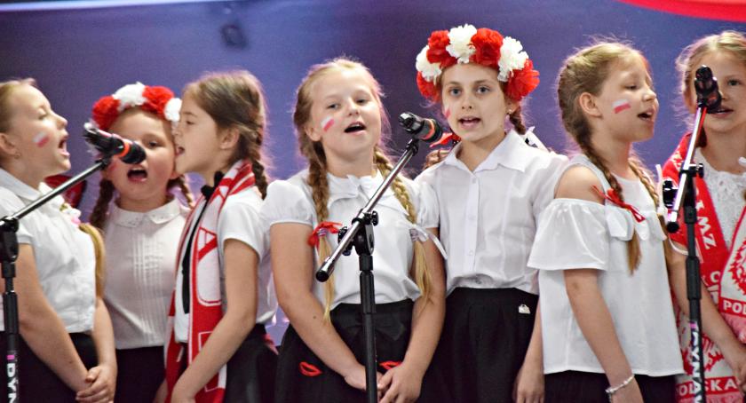 Ziemia Płońska Niepodległej – grupa Śpiewam z Raciąża