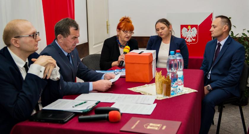 Ruszają nowe kadencje w samorządach – Czerwińsk