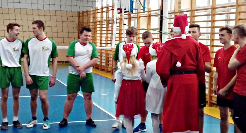 Mikołajkowo pod siatką - Szczytno z pucharem wójta gminy Załuski
